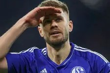 米6体育平台-关于沙尔克门将法赫曼放飞自我，紧随多特蒙德取胜的信息